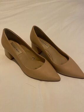 ANTONIO MELANI Beige Pointed Toe Low Block Heel Pumps